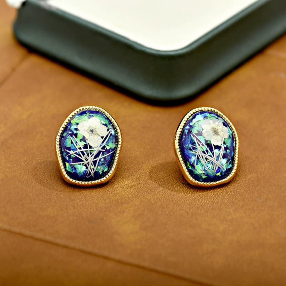 vintage Amber Dried Flower Blue Earrings